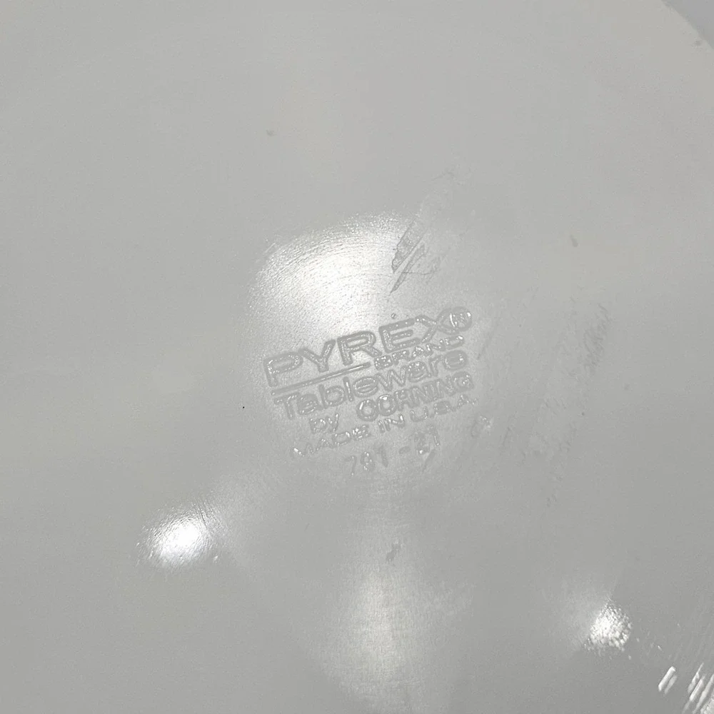 Vintage Pyrex Brown Old Town Divided Dinner Plate 701-21 Milk Glass 9.5 inch